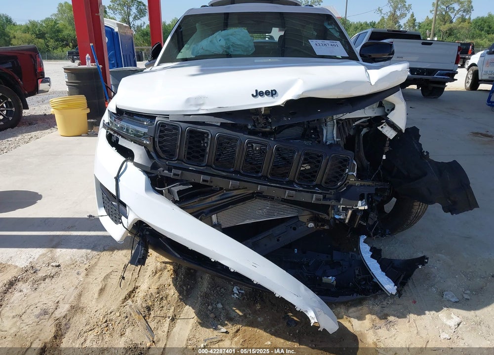 2025 JEEP GRAND CHEROKEE VIN: 1C4RJGBG0SC283119
