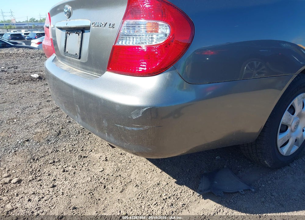 2004 TOYOTA CAMRY LE VIN: 4T1BE32K64U903368