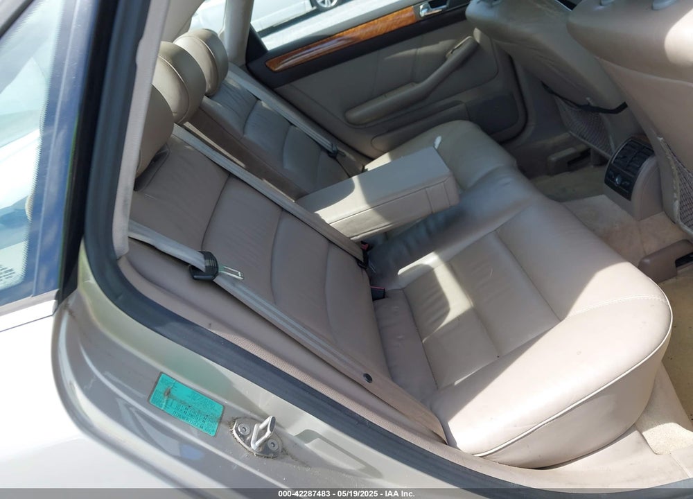 2001 AUDI A6 VIN: WAUEH64B71N157409