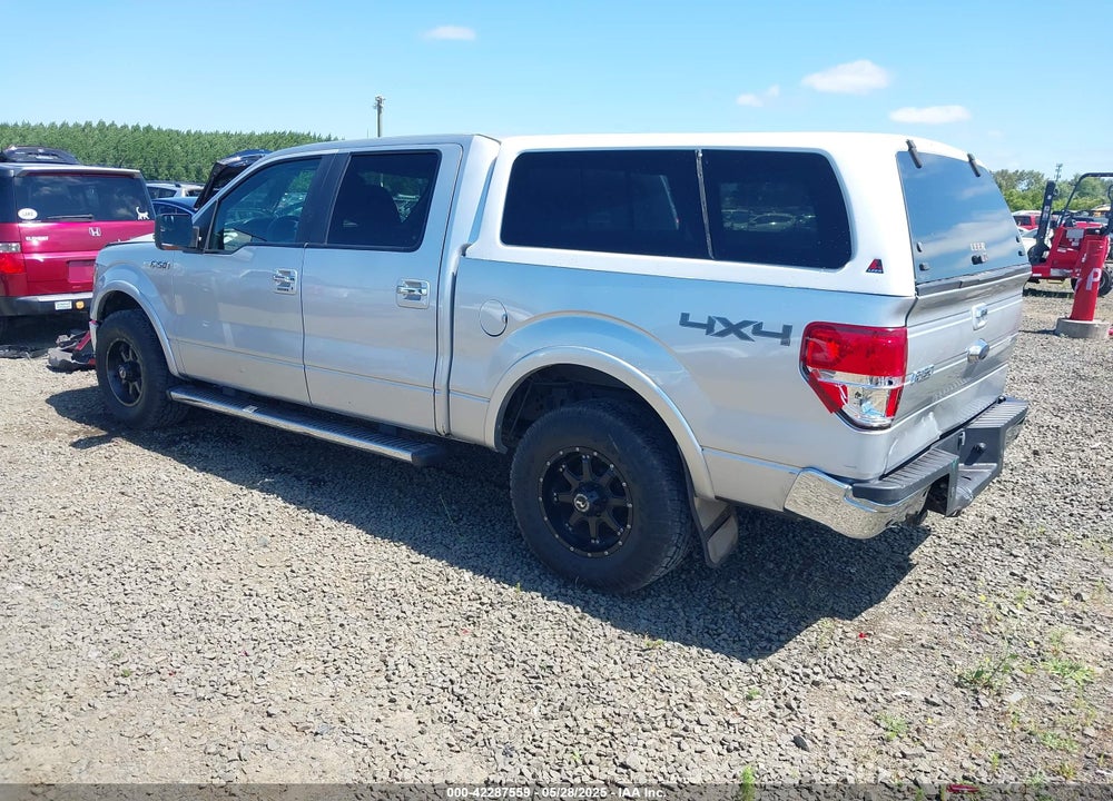 2011 FORD F-150 LARIAT VIN: 1FTFW1E62BFA52726