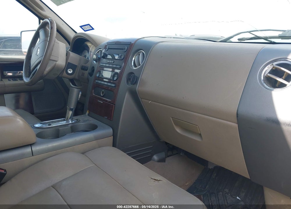 2007 FORD F-150 LARIAT/XLT VIN: 1FTPW12V67KC53916