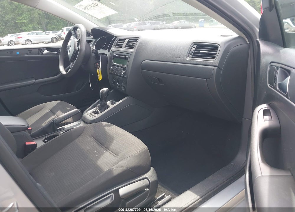 2015 VOLKSWAGEN JETTA VIN: 3VW2K7AJ0FM409329