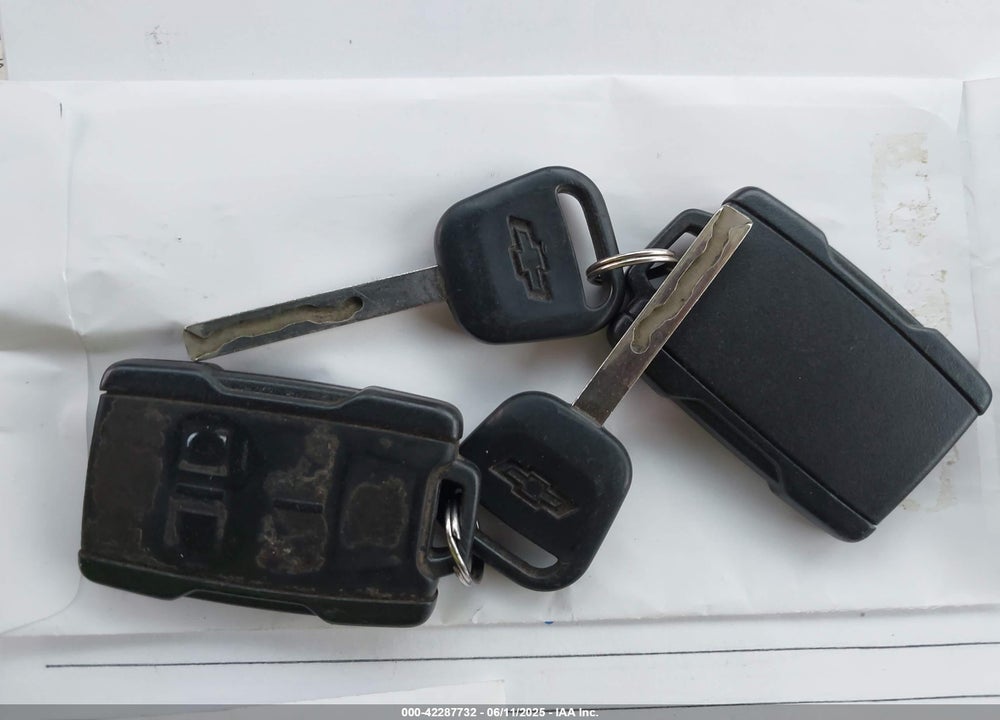 2015 CHEVROLET SILVERADO 1500 VIN: 1GCNKPEH5FZ179583