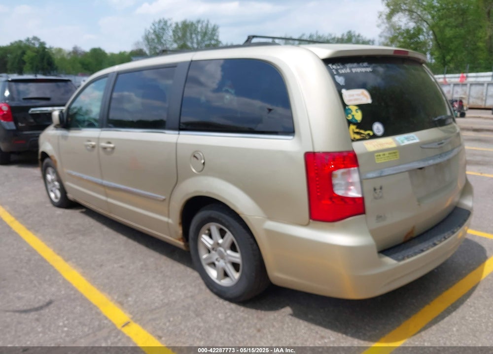 2011 CHRYSLER TOWN & COUNTRY TOURING VIN: 2A4RR5DG7BR701607
