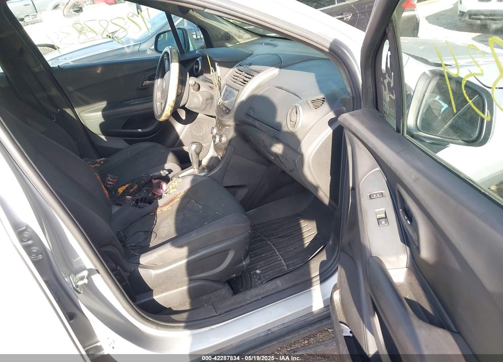 2016 CHEVROLET TRAX VIN: 3GNCJNSBXGL262389