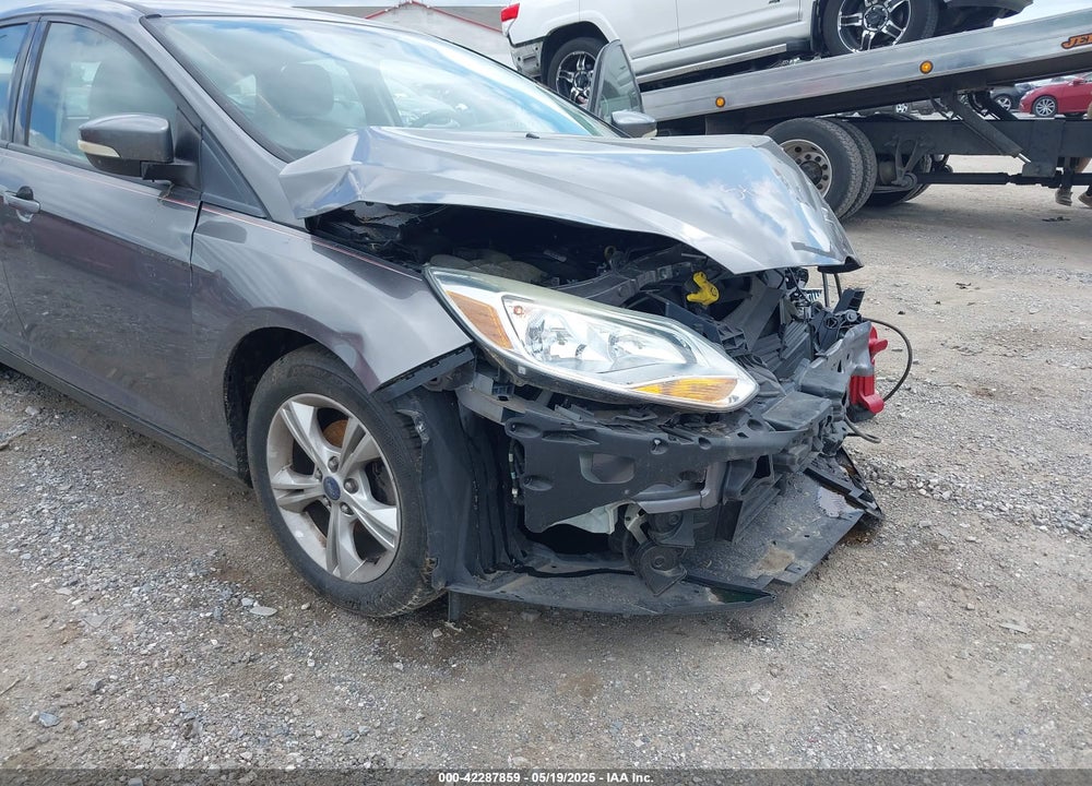 2014 FORD FOCUS SE VIN: 1FADP3K23EL280103