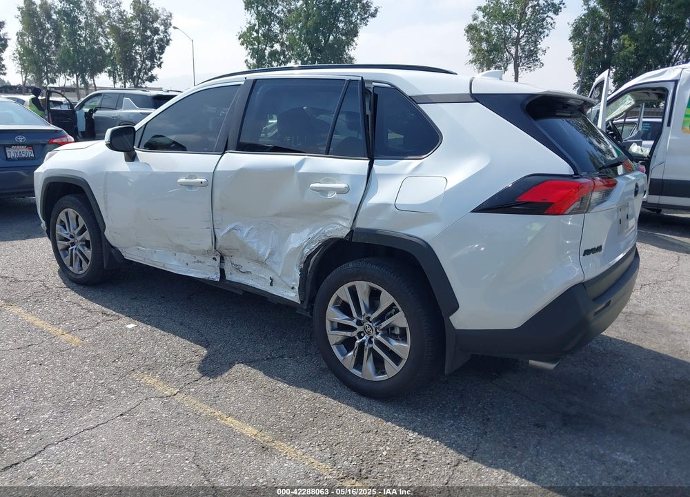 2023 TOYOTA RAV4 XLE PREMIUM VIN: 2T3C1RFV0PW269588