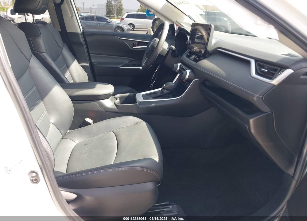 2023 TOYOTA RAV4 XLE PREMIUM VIN: 2T3C1RFV0PW269588