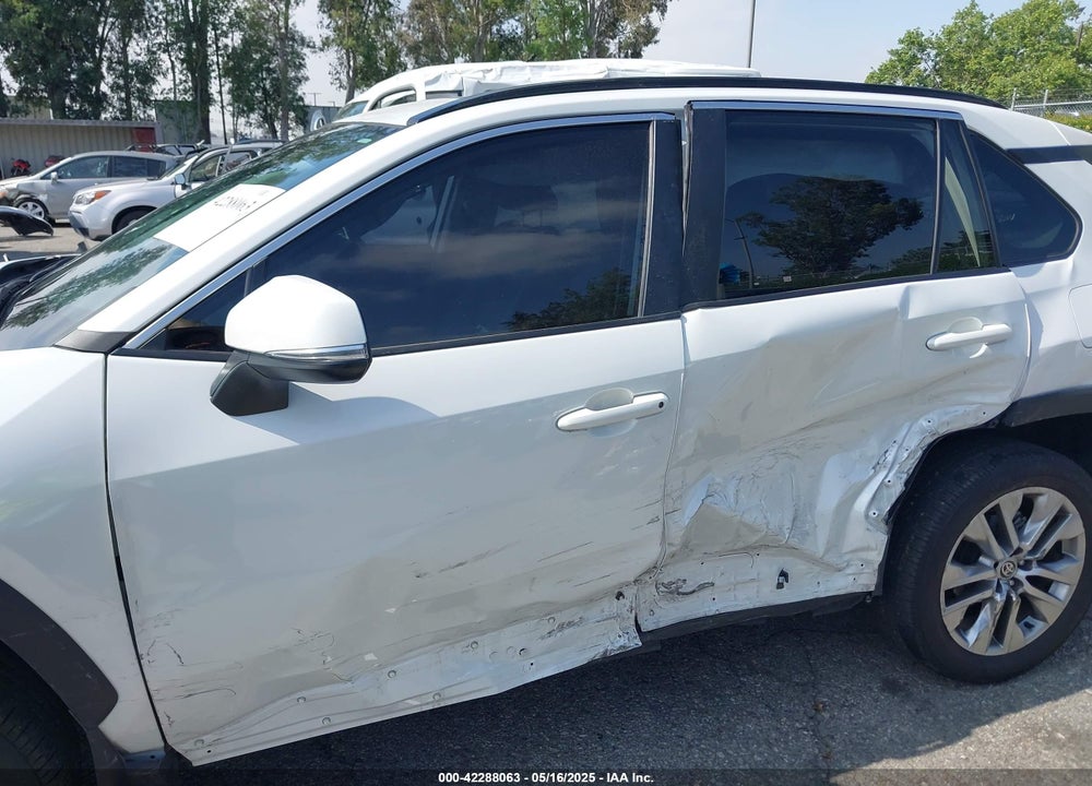 2023 TOYOTA RAV4 XLE PREMIUM VIN: 2T3C1RFV0PW269588