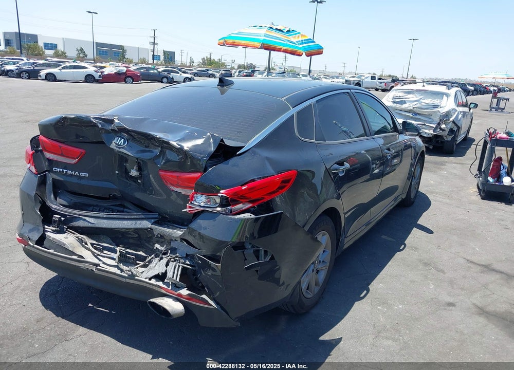 2020 KIA OPTIMA VIN: 5XXGT4L32LG420025