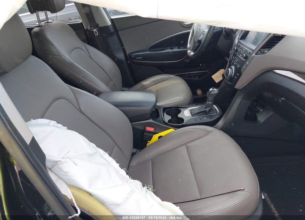 2017 HYUNDAI SANTA FE SPORT 2.4L VIN: 5NMZUDLB4HH030064
