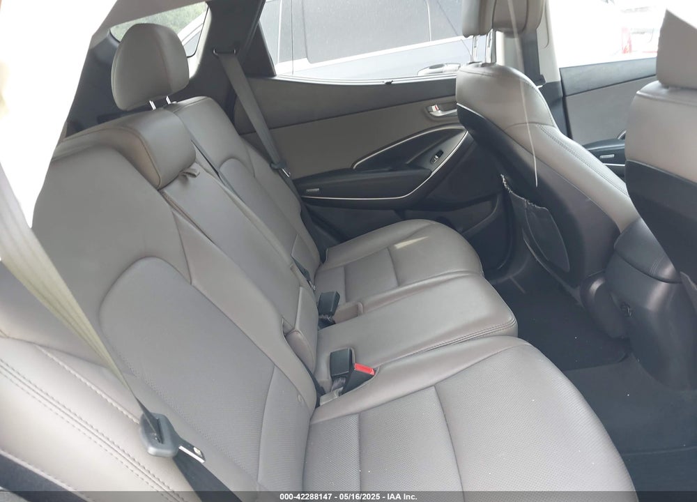 2017 HYUNDAI SANTA FE SPORT 2.4L VIN: 5NMZUDLB4HH030064