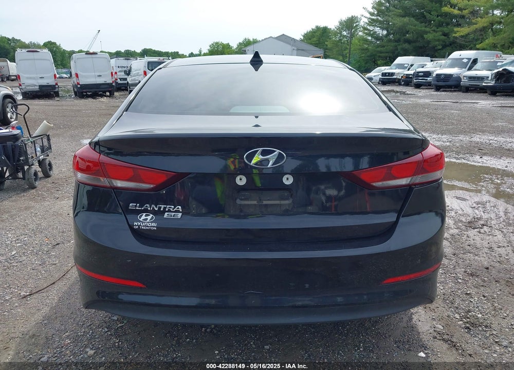2017 HYUNDAI ELANTRA VIN: KMHD74LF8HU091975