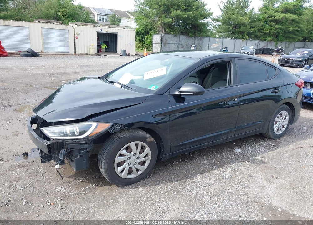 2017 HYUNDAI ELANTRA VIN: KMHD74LF8HU091975