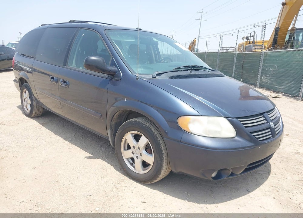 2007 DODGE GRAND CARAVAN SXT VIN: 2D4GP44L77R110133