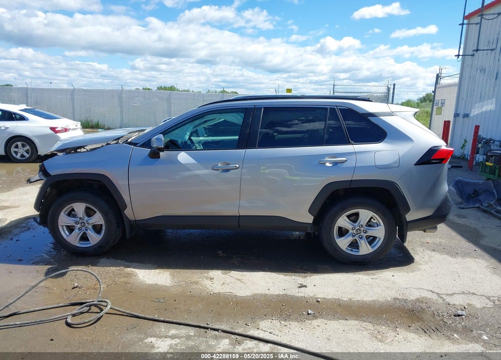 2021 TOYOTA RAV4 VIN: 2T3P1RFV6MC153214