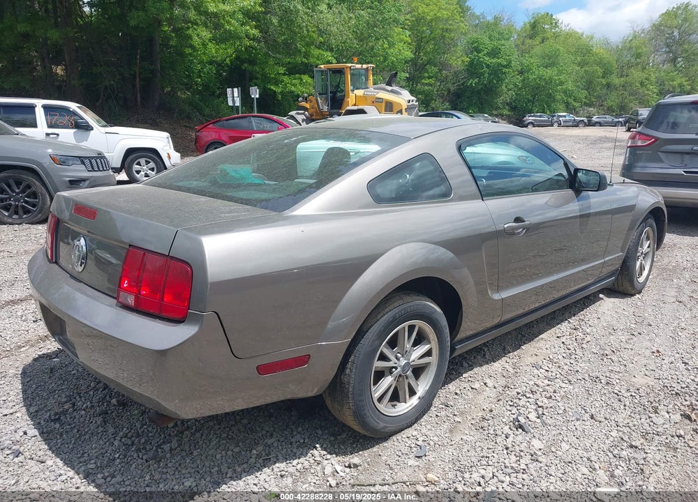 2005 FORD MUSTANG V6 DELUXE/V6 PREMIUM VIN: 1ZVFT80N355160005