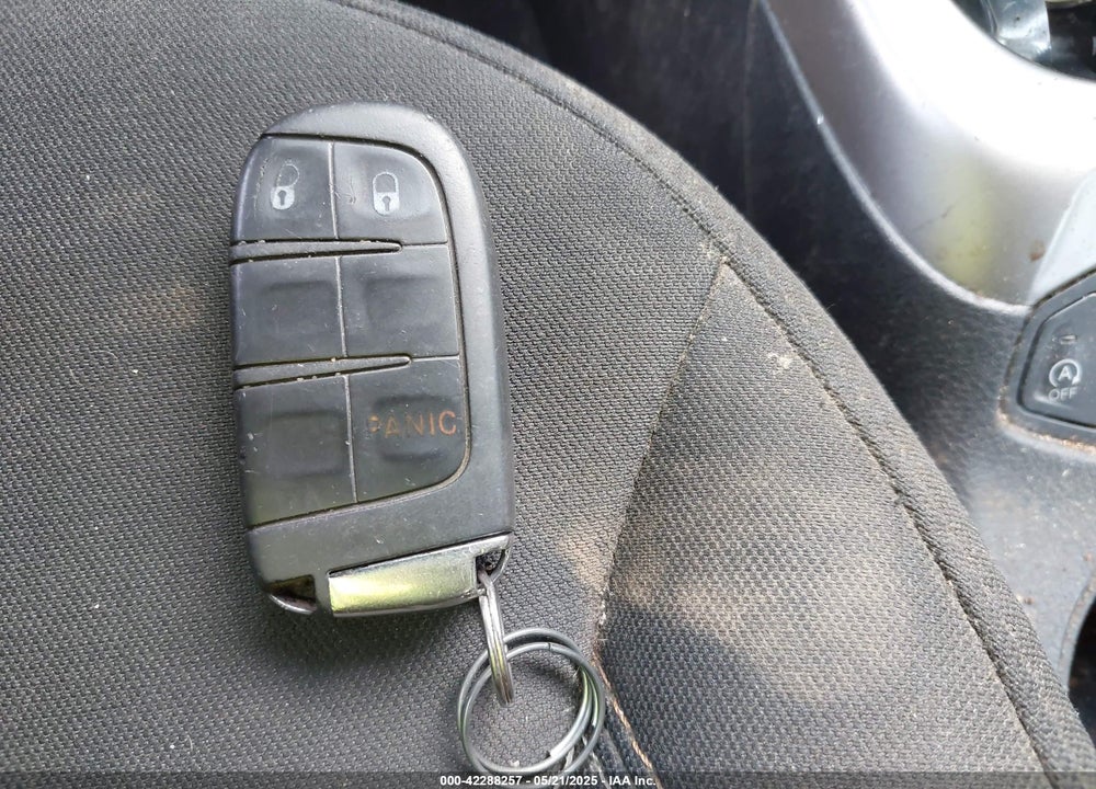 2018 JEEP COMPASS VIN: 3C4NJCAB5JT263450