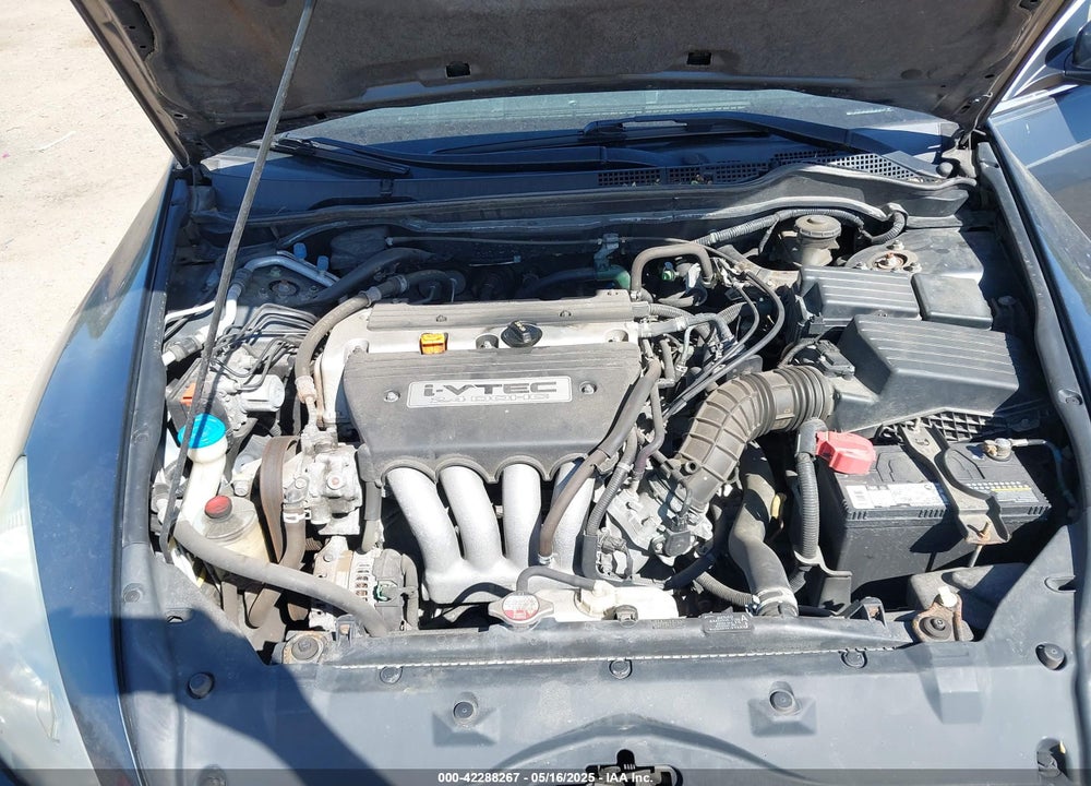 2005 HONDA ACCORD 2.4 EX VIN: 1HGCM56845A090221
