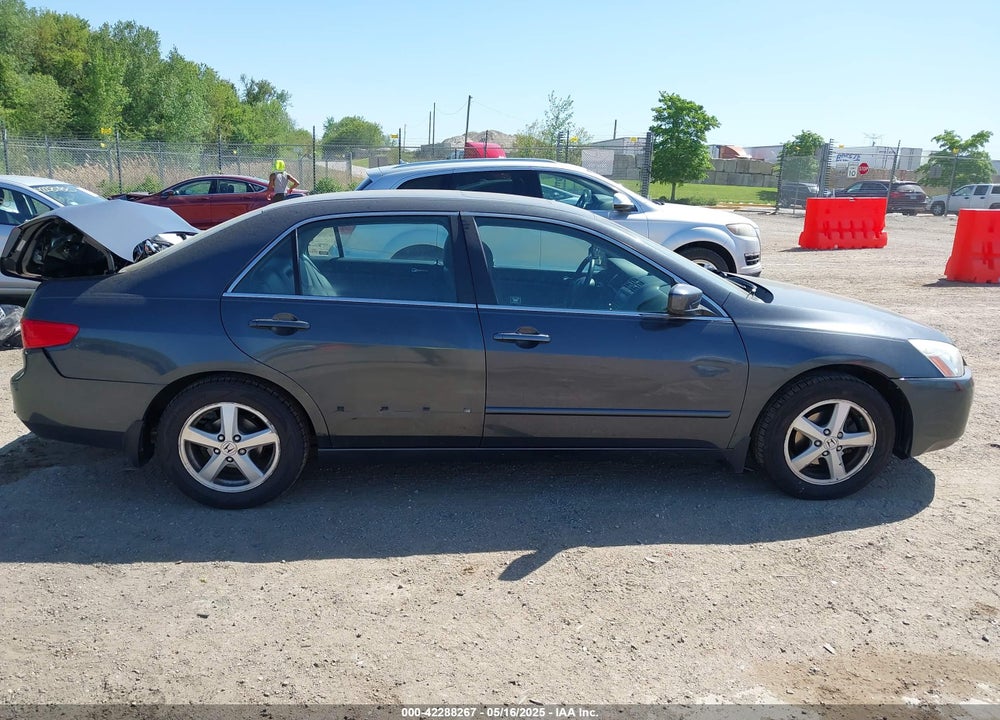 2005 HONDA ACCORD 2.4 EX VIN: 1HGCM56845A090221