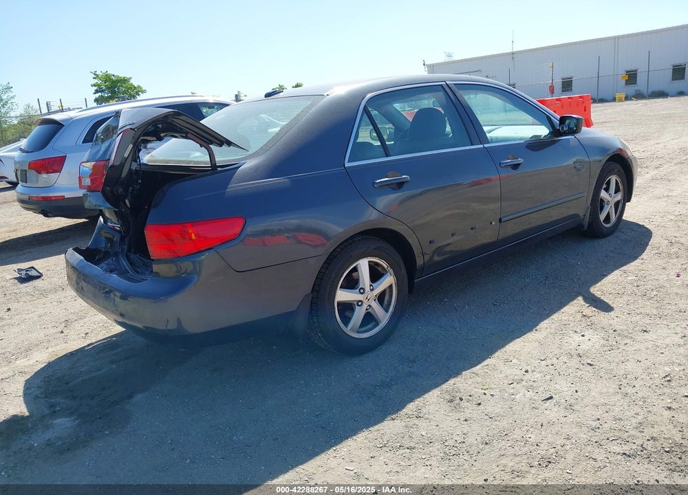 2005 HONDA ACCORD 2.4 EX VIN: 1HGCM56845A090221