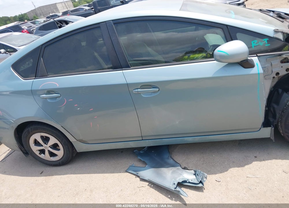 2013 TOYOTA PRIUS VIN: JTDKN3DU6D1675683