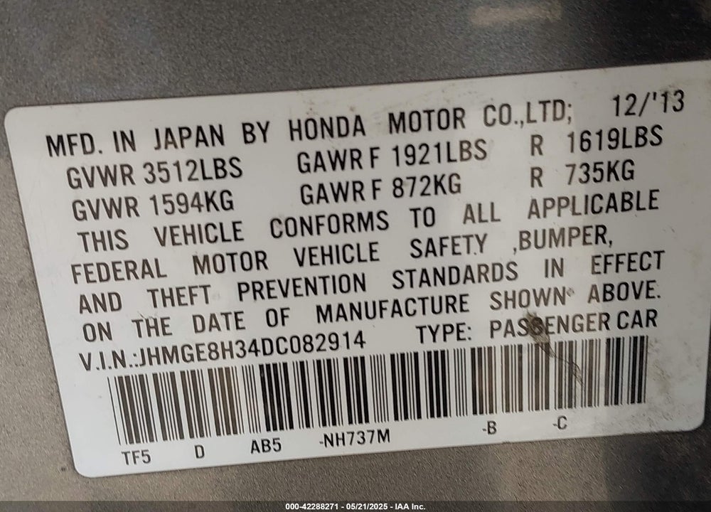 2013 HONDA FIT VIN: JHMGE8H34DC082914