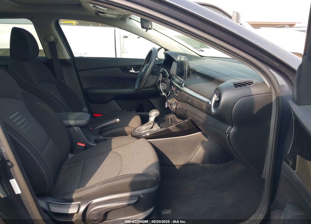2019 KIA FORTE VIN: 3KPF34AD3KE072847