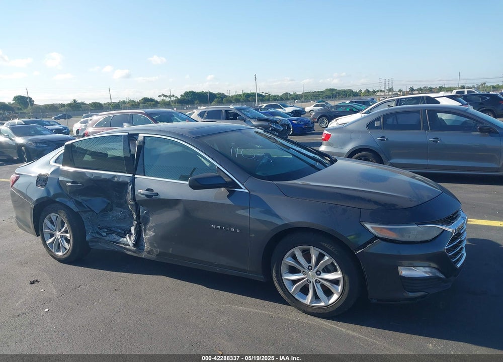 2020 CHEVROLET MALIBU VIN: 1G1ZD5ST2LF009860