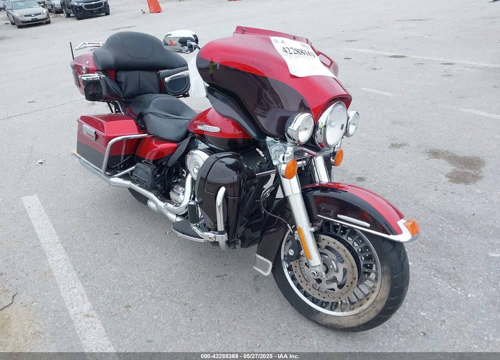 2012 HARLEY-DAVIDSON FLHTK ELECTRA GLIDE ULTRA LTD VIN: 1HD1KEM18CB667579