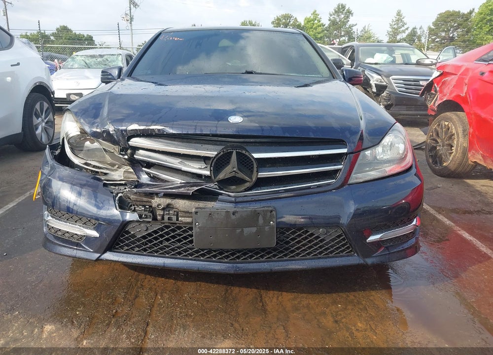 2014 MERCEDES-BENZ C CLASS VIN: WDDGF8AB8EA963828