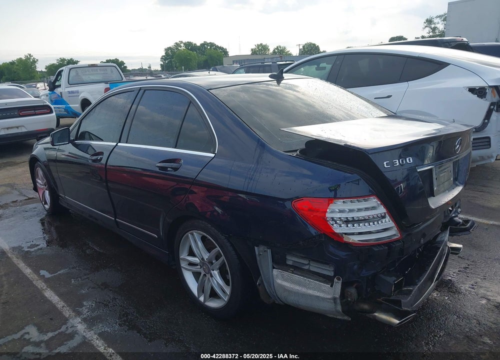 2014 MERCEDES-BENZ C CLASS VIN: WDDGF8AB8EA963828
