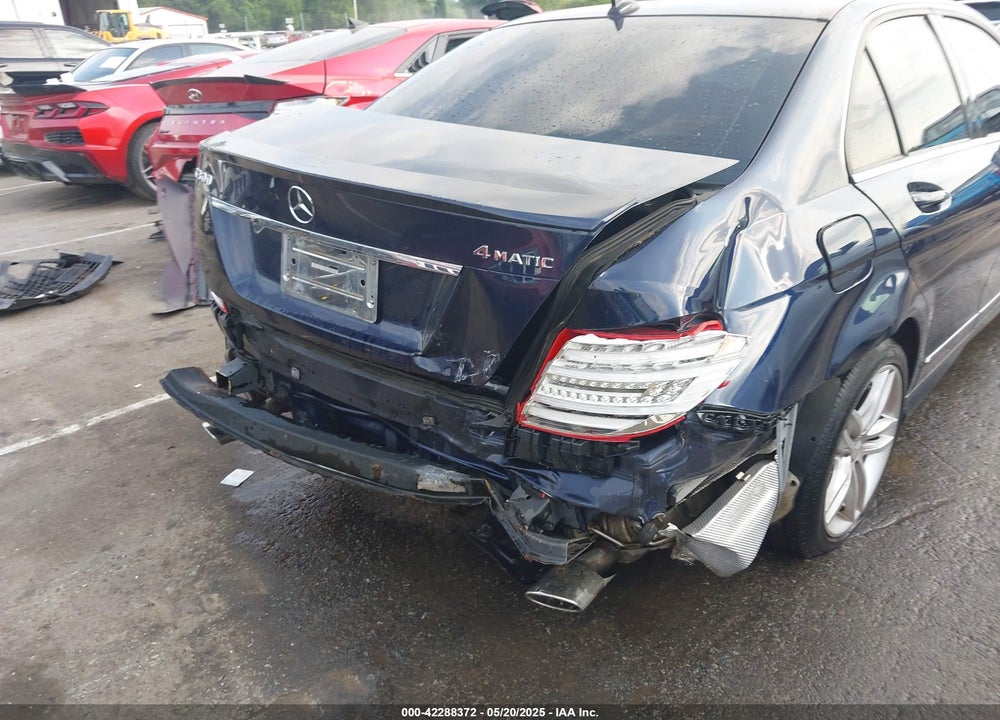 2014 MERCEDES-BENZ C CLASS VIN: WDDGF8AB8EA963828