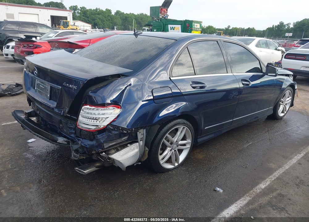 2014 MERCEDES-BENZ C CLASS VIN: WDDGF8AB8EA963828