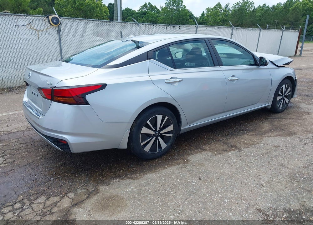 2021 NISSAN ALTIMA SV FWD VIN: 1N4BL4DV4MN412272