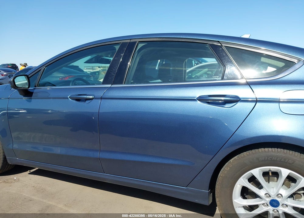 2019 FORD FUSION SE VIN: 3FA6P0HD3KR232744