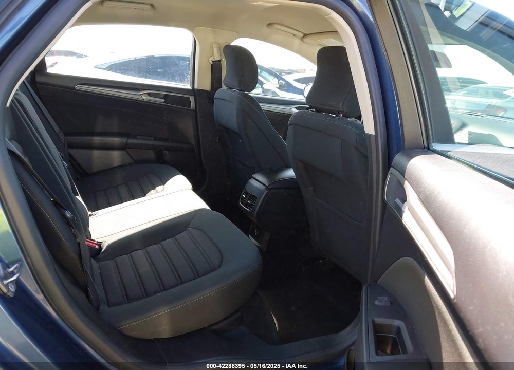 2019 FORD FUSION SE VIN: 3FA6P0HD3KR232744