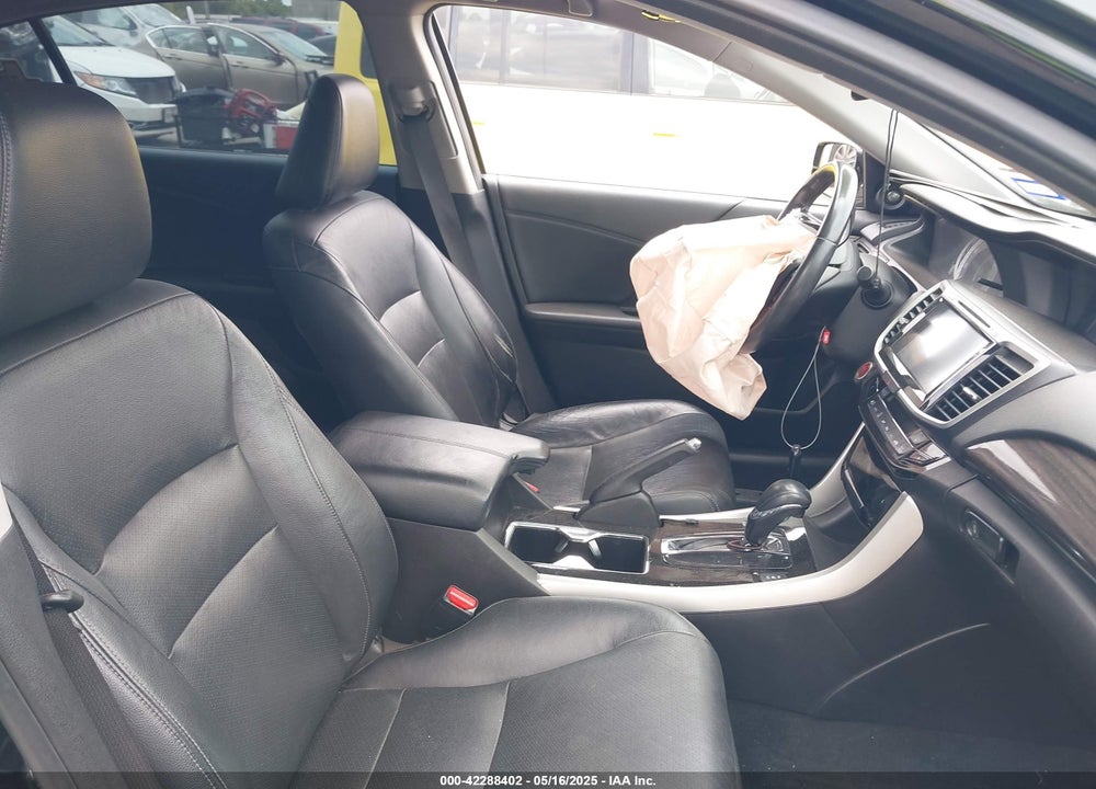 2016 HONDA ACCORD TOURING VIN: 1HGCR3F94GA004410