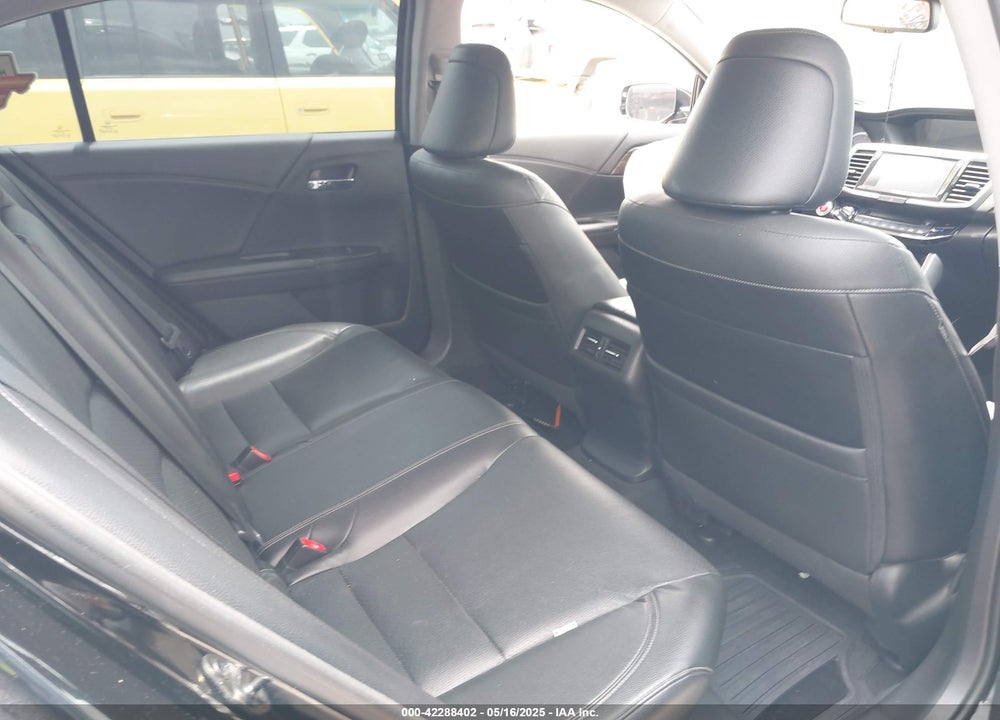 2016 HONDA ACCORD TOURING VIN: 1HGCR3F94GA004410