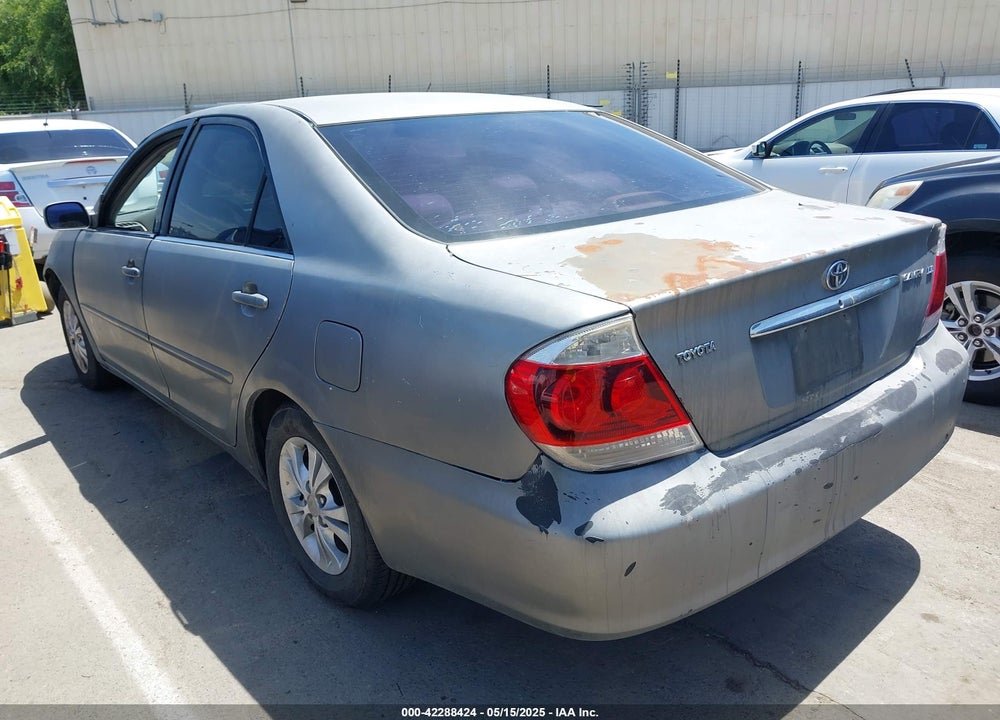 2005 TOYOTA CAMRY LE VIN: 4T1BE32K95U556765