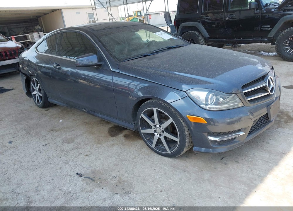 2015 MERCEDES-BENZ C 250 VIN: WDDGJ4HBXFG390555