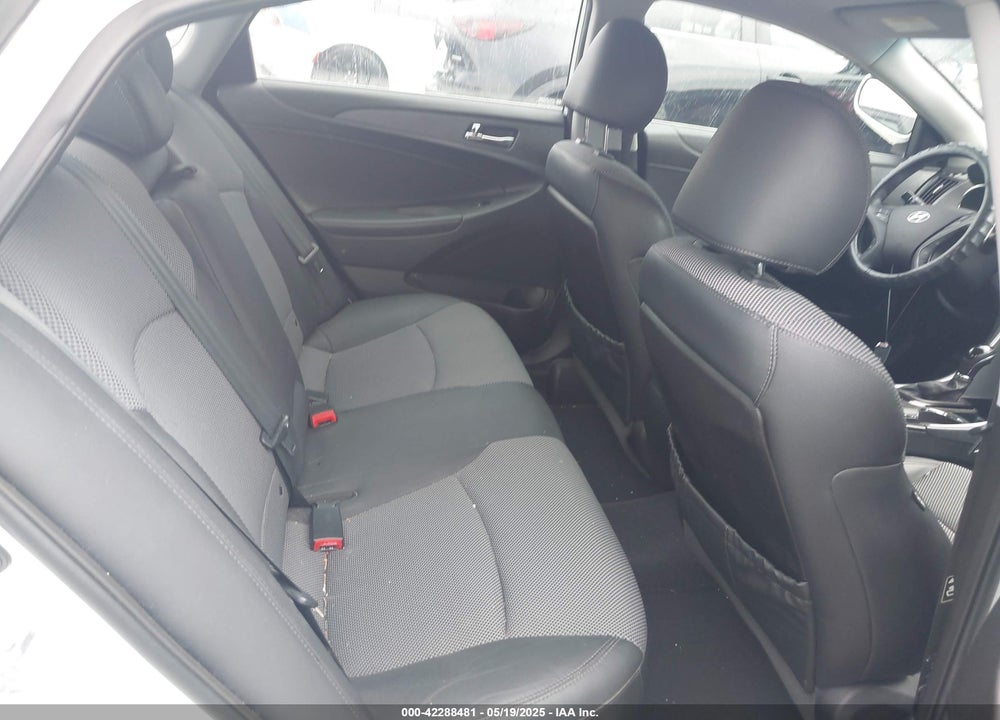 2011 HYUNDAI SONATA SE VIN: 5NPEC4ACXBH036569