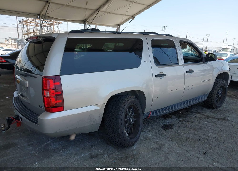 2007 CHEVROLET SUBURBAN 1500 VIN: 1GNFK163X7J199839