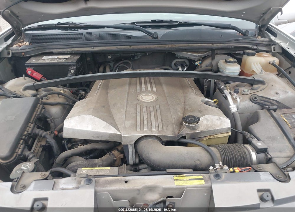 2004 CADILLAC SRX V8 VIN: 1GYEE63A540192224