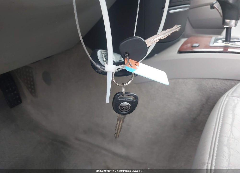 2004 CADILLAC SRX V8 VIN: 1GYEE63A540192224