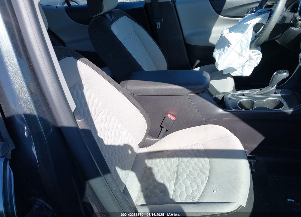 2019 CHEVROLET EQUINOX VIN: 3GNAXHEV3KS522854