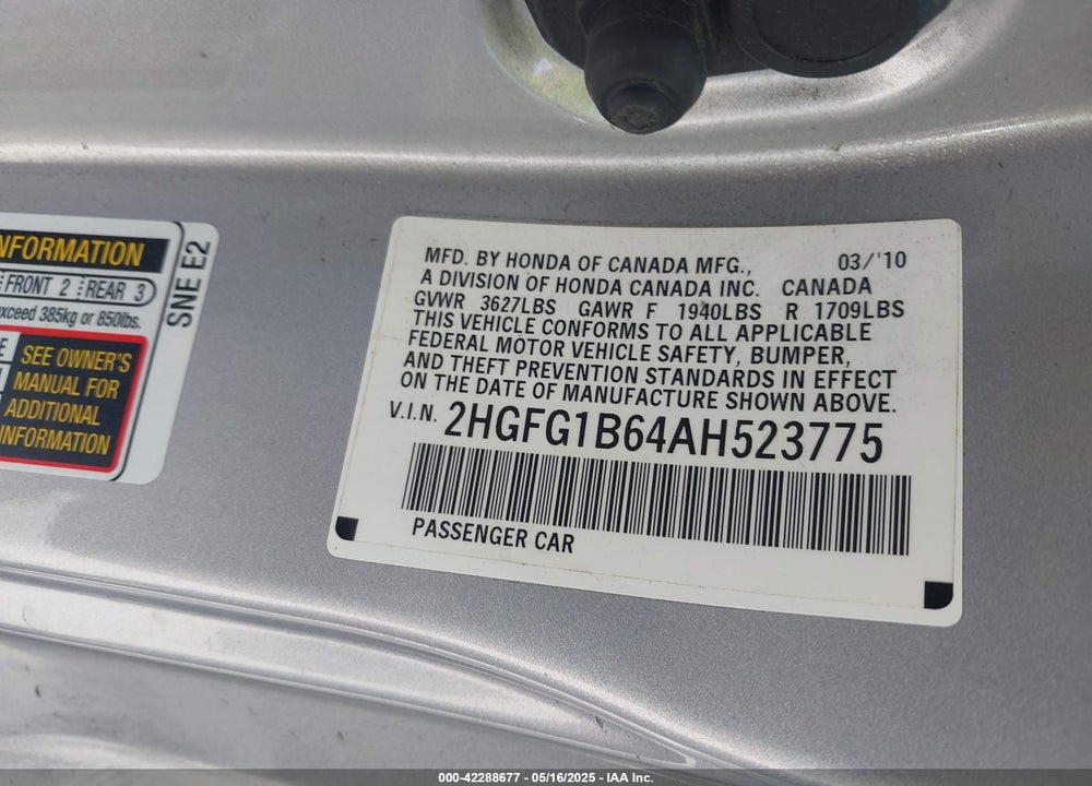 2010 HONDA CIVIC LX VIN: 2HGFG1B64AH523775