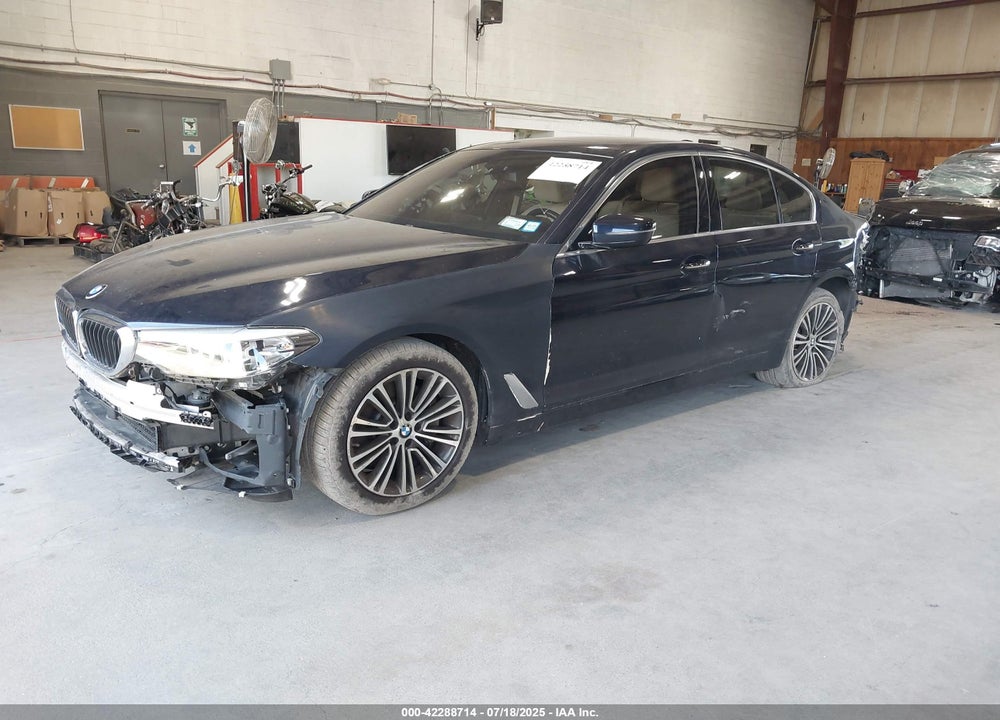 2018 BMW 5 SERIES VIN: WBAJA7C54JWC75211