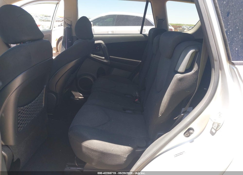 2006 TOYOTA RAV4 VIN: JTMBK32V166002441