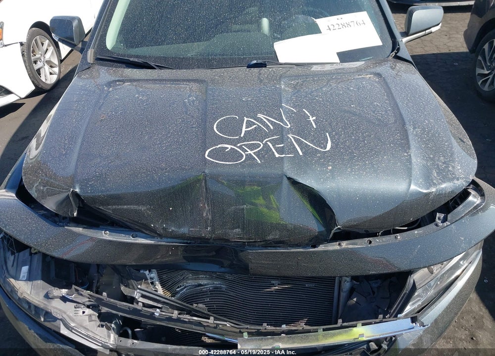 2018 CHEVROLET IMPALA VIN: 2G1105S33J9142092